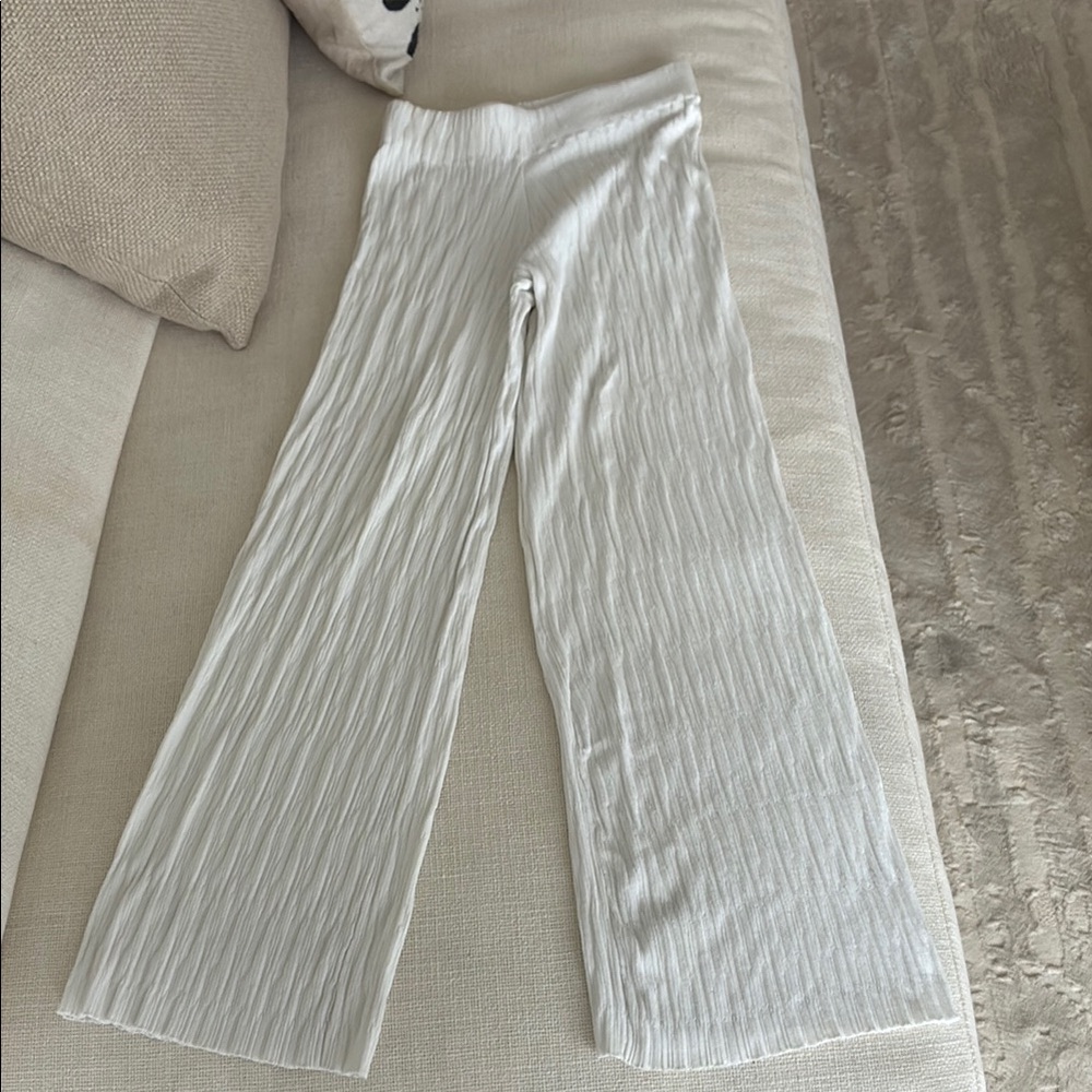 Zara White Pleated Pants